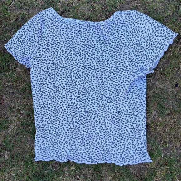 Brandy Melville top - Picture 2 of 2